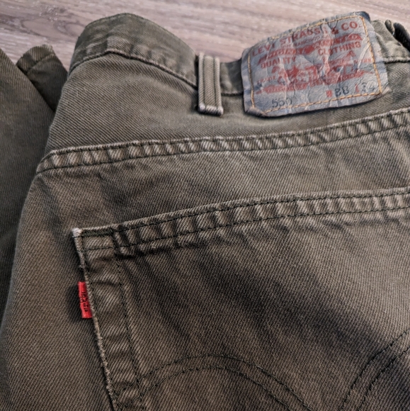 Levi's 550 olive green 38 x 34 - Picture 2 of 4